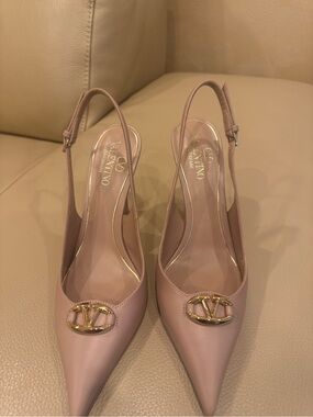 Valentino Dusty Pink Leather Pointed Slingback Pumps with Gold V Emblem